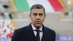 What is surprising is the way the player has lost the opportunity to compete with his family in europe. Ldlzhq8td8nmzm