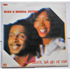 Don't let go of me (grip my hips and move me) de Mike & Brenda Sutton, Maxi  33T chez cruisexruffalo
