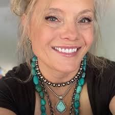 Is Spencer Opal Mine worth visiting and what are the requirements and  prices?