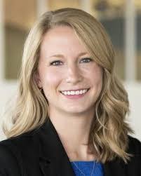 Lindsay Upton's Instagram, Twitter & Facebook