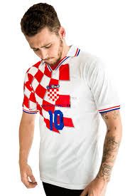 Faithful soccer fans, team up with fanatics as we bring you genuine croatia. 1998 Croatia World Cup Away Classic Retro Football Soccer Jersey Shirt Beautiful 90s