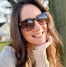 Hiring remote marketing assistant in Franklin