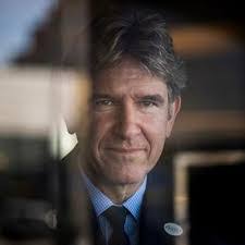 Steven Devine's Instagram, Twitter & Facebook