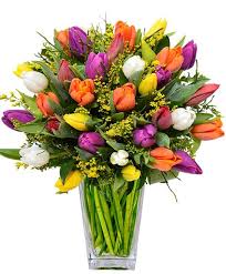 Regalare un bouquet di tulipani può essere un'ottima idea per il compleanno di una persona che vi sta a cuore. Bouquet Di Tulipani Colorati
