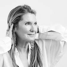 Fran Gage's Instagram, Twitter & Facebook