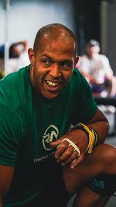 Our first main card of the night saw veteran @malimoose take