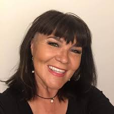 Raquel's Hair Design & make-up Artist