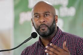 Shuwaski Young's Leap to the Right