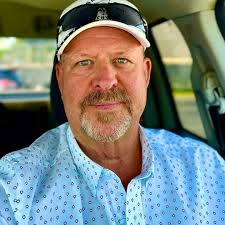 We send our condolences to the family of Robert Langford (1940-2023) who  was the Head Football Coach at McLean 1969-70, 1970-71, and 1971-72 school  years. ## FUNERAL HOME [Melton-Kitchens Funeral Home -