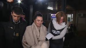 Ana maria pătru este judecată la tribunalul bucurești pentru 3 infracțiuni de trafic de influență și 2 de spălare a banilor. Fosta Sefa A Autoritatii Electorale Si A Recunoscut Faptele Cum Ar Fi Primit Un Apartament Cadou De La O Prietena Stirileprotv Ro