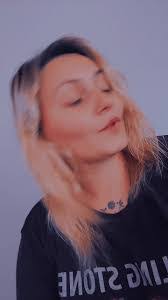 Farrah Meadows's Instagram, Twitter & Facebook