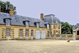 Le Chateau De Chamarande Essonne Chateau Le Manoir Parc Paysager
