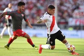 Aunque salió hace mes y medio de river plate, juan fernando quintero todavía no ha firmado con otro equipo. Juan Fernando Quintero Estara Seis Meses Por Fuera De Las Canchas Zona Cero
