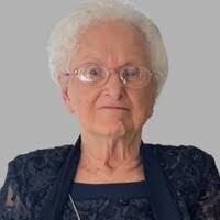 Tina Laws's Instagram, Twitter & Facebook