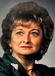 Elaine Tindle's Instagram, Twitter & Facebook