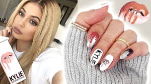 Kylie Jenner Nails Tutorial 2020 Step By Step And Top 10 Photos Yve Style Com Kylie kristen jenner is a big influential character to girls who follow the activities of different celebrities.