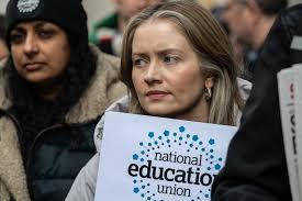 Tragic family faces losing mum of intensive care baby at just 33