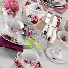 Kaliteli halı deyince akla hem kullanışlı ve hem de tasarım açısından göze hitap eden modeller geliyor. Gunluk 6 Kisilik Kutahya Porselen Kahvalti Takimlari