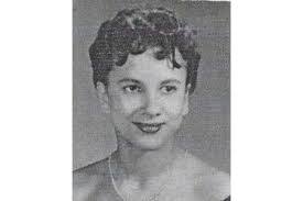 Lori Lagrange's Instagram, Twitter & Facebook