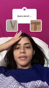 Os vídeos de nica🐺 (@moniquemirelly26) com Ela Voltou de Perna Bamba