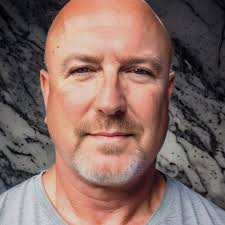 Amazon.com: Anna Augusto: books, biography, latest update