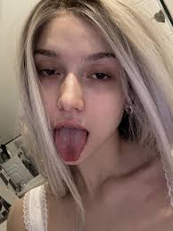 Who from Australia hasn't received a photo in their DMs yet? 🤭😉