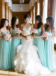Tiffany blue and blush wedding bouquets. Tiffany Blue Bridesmaids With Pink Bouquets Such A Good Color Weddings At Repinned Net
