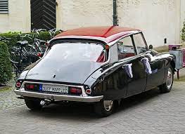 No action shall be taken involving any personal risk or without suitable training. Citroen Ds19 Hochzeitsauto Kostenloses Foto Auf Pixabay