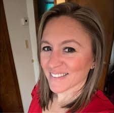 I want to wish my beautiful mom a very happy Mother's Day! 🌺 If you know  this woman you know that she is the most kind, loving, caring, funny,  intelligent human you