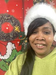 Can y'all go support and like my baby picture. Yall go inside Arnold Clark  photograph and like the picture in order for the like to count