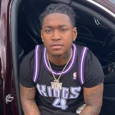 Robert Frazier (@RBFrazier4)