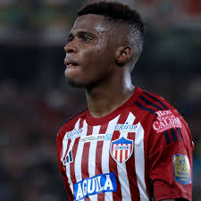 Nunca se escondió, reconoció que su nivel de juego no fue bueno y fue auto  crítico, trabajo con ganas y levantó un poco su juego al final, “El flaco”  merece una oportunidad