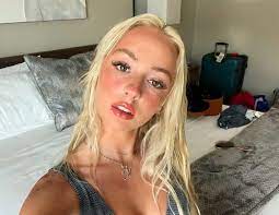 Natalie Reynolds — OnlyFans, Biography, Net Worth & More