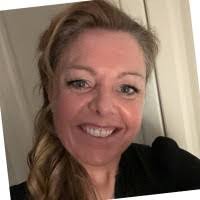 Angelina Hansen's Instagram, Twitter & Facebook