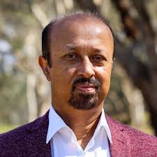 Sarah Wadley's Instagram, Twitter & Facebook