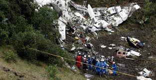 Luego del fallecimiento en el accidente de sandro pallaoro, presidente del club, tozzo asumió la presidencia interina hasta finales de 2016.107​ cecilio hans, dirigente de chapecoense dijo: La Cadena De Errores Que Derivo En El Accidente Del Avion Del Chapecoense Publico