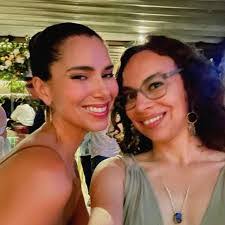 Dayna Soto's Instagram, Twitter & Facebook