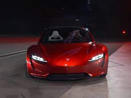 2020 tesla roadster made its debut surprise. Tesla Roadster Revealed Production To Start In 2020 Drivespark News