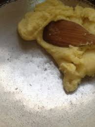 Cream puff sering dimasak dan dihidangkan sebagai pencuci mulut terutamanya selepas main dish. Cara Mudah Dan Senang Buat Cream Puff Gebu Gemok Gendut
