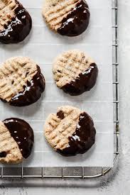 The taste of most baked goods made with almond flour is quite similar to those made with wheat flour. Almond Flour Shortbread Cookies Low Carb And Gluten Free