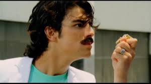 Joy Hook в X: „Proof that despite the burnin up music video, Joe Jonas can  grow a mustache https://t.co/4YG9LXS3r4“