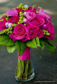 Send beautiful flower arrangements to brighten someone's day! Flowers Pink Wedding Flowers Pretty Flowers Flower Arrangements