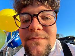 Good afternoon. Are you in need of any assistance today sir?”