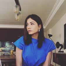 Demet Ozdemir In Instagram Gonderisi May 9 2018 At 9 32os Utc Turkish Beauty Turkish Actors Photography Poses