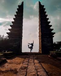 Situs candi umbul merupakan salah satu peninggalan purbakala sekaligus pemandian air hangat di kabupaten magelang. Tiket Masuk Candi Umbul Magelang Pemandian Air Panas Candi Umbul Magelang Harga Tiket Dan Dan Kali Ini Borobudur News Mencoba Membahas 13 Wisata Candi Di Kabupaten Magelang Yang