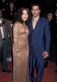 Jennifer lynn lopez become born on july 24, 1969, inside the bronx borough of latest york city, to puerto rican parents guadalupe rodríguez and david lópez. Jennifer Lopez And Her 18 Year Younger Ex Boyfriend Casper Smart Broke Up 3 Years Ago Meet Him