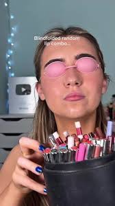 Ok but it looks cool 😌 #makeup #makeupchallenge #lipcombo