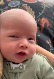 zoe herrera (@zoeh8082)