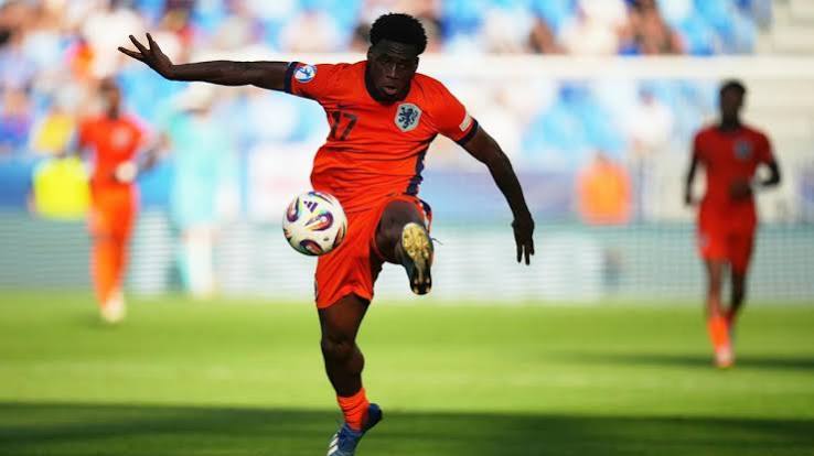 Bayer Leverkusen, Ernest Poku ile anlaştı
