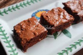 Bukan saya yang menyediakannya tetapi juita. Nutella Brownies Azie Kitchen